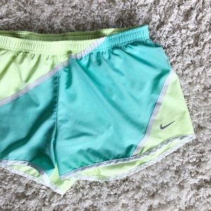 🌱Nike Pastel Green and Blue Color Block Shorts 🌱